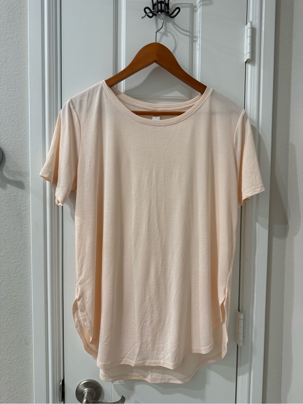 Women's Zyia Swoop T Light Blush